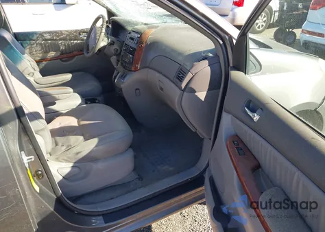 2004 Toyota Sienna Xle из США, поврежденный, VIN 5TDZA22C14S100148